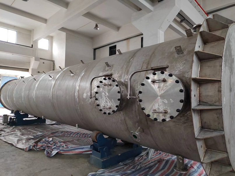 不銹鋼煙囪管道在制藥過(guò)程中的作用