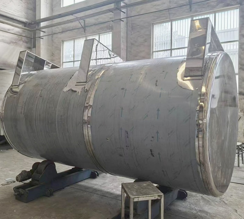 選擇不銹鋼儲(chǔ)罐的原因