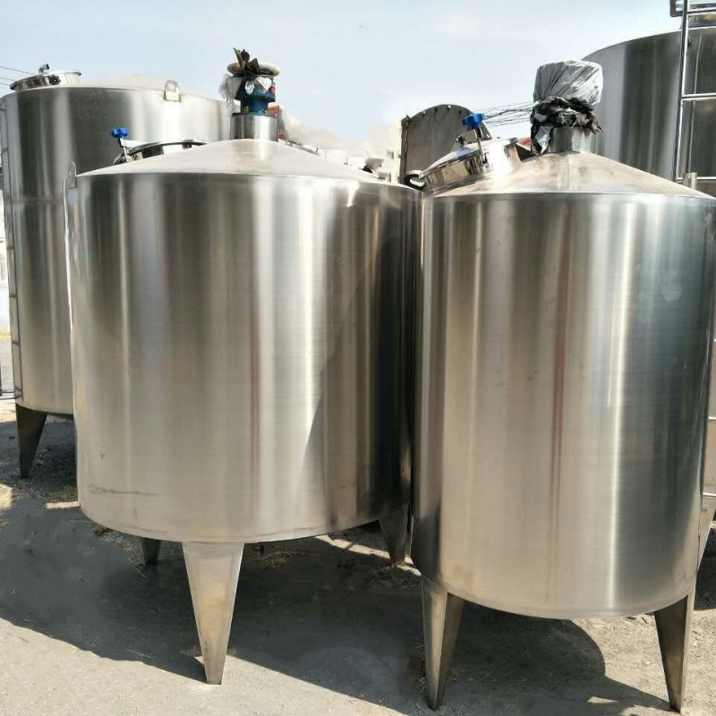 不銹鋼儲(chǔ)罐在食品行業(yè)的衛(wèi)生與安全特性